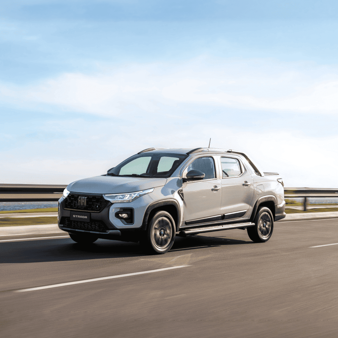 Mejores accesorios para FIAT Strada: lonas, estribos y protección